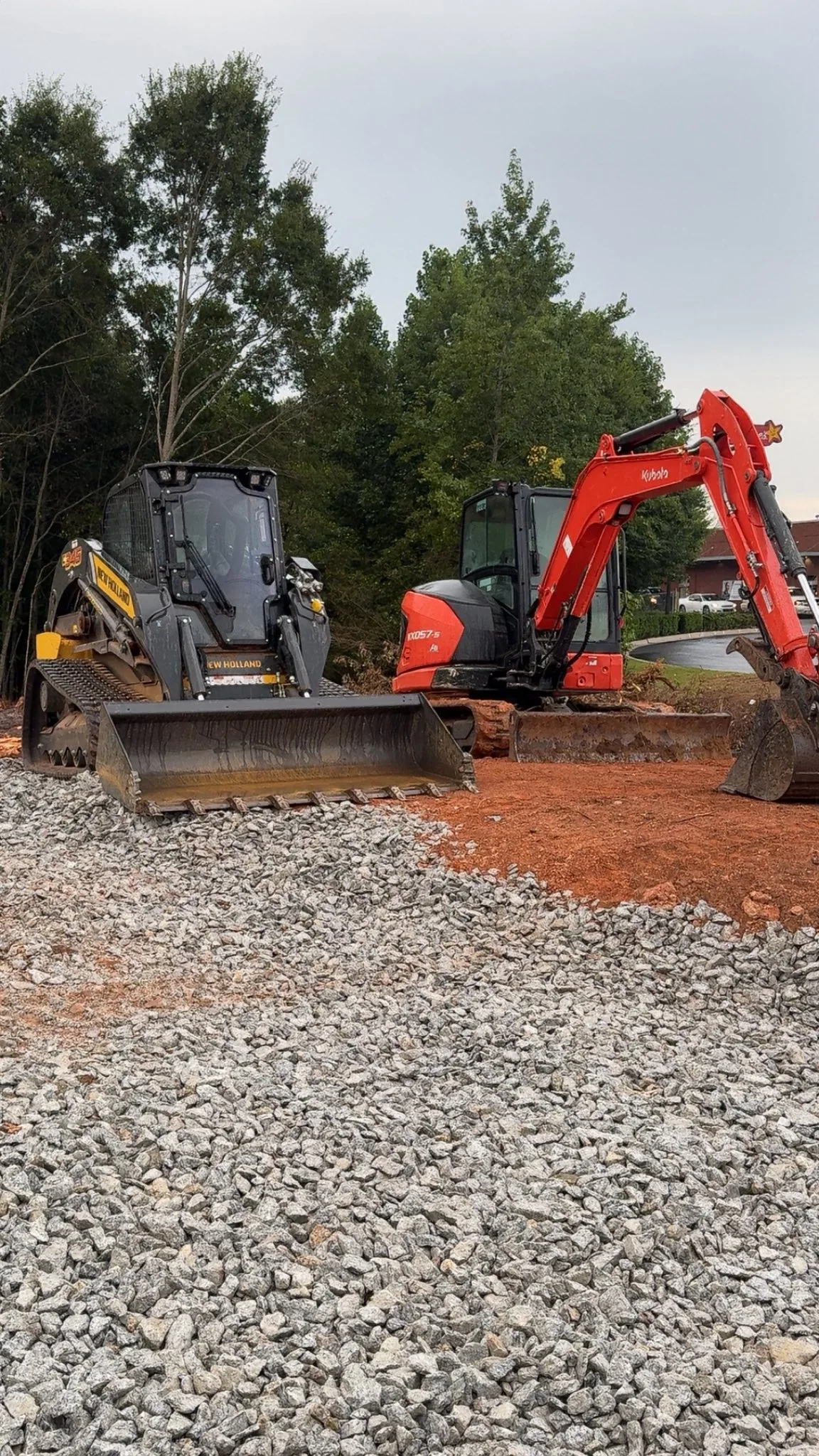 Gravel delivery and spreading near Cedartown Georgia
